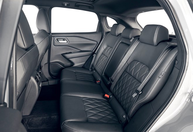 qashqai_rear_seats