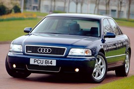 Audi 2000 A8