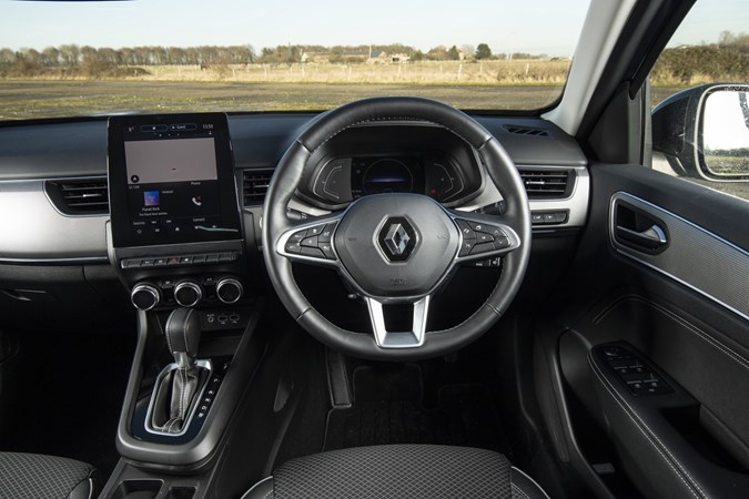 Renault Arkana long-term interior