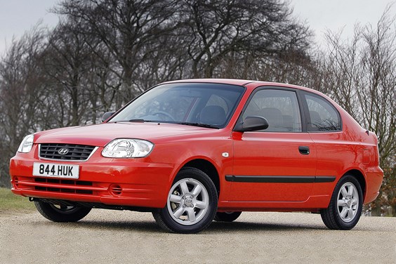 Hyundai Accent Hatchback (00-05) specifications data