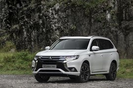 Mitsubishi Outlander PHEV