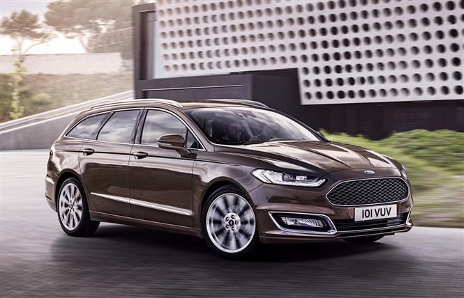 Ford Mondeo Vignale model offers a luxury version of the model