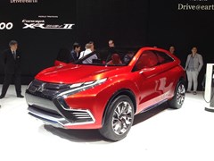 Mitsubishi XR-PHEV II concept uses hybrid technology and front wheel drive to reduce emissions 