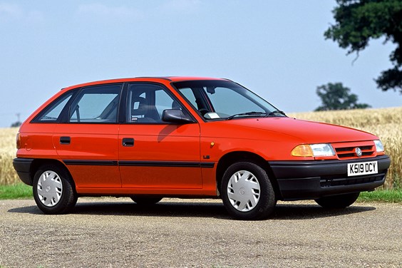 Vauxhall Astra Hatchback (91-98) specifications data
