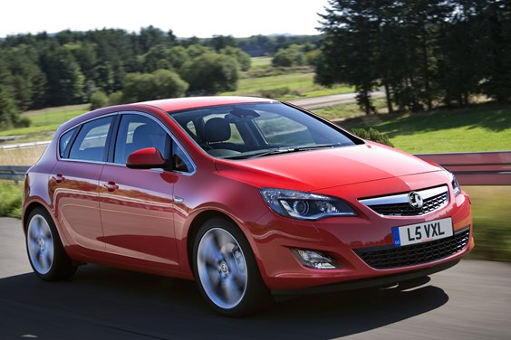 Vauxhall Astra Hatchback (09-15) specifications data