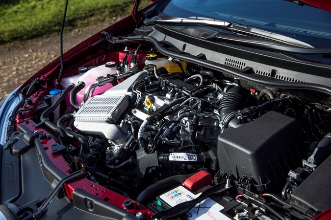 Toyota Auris engine