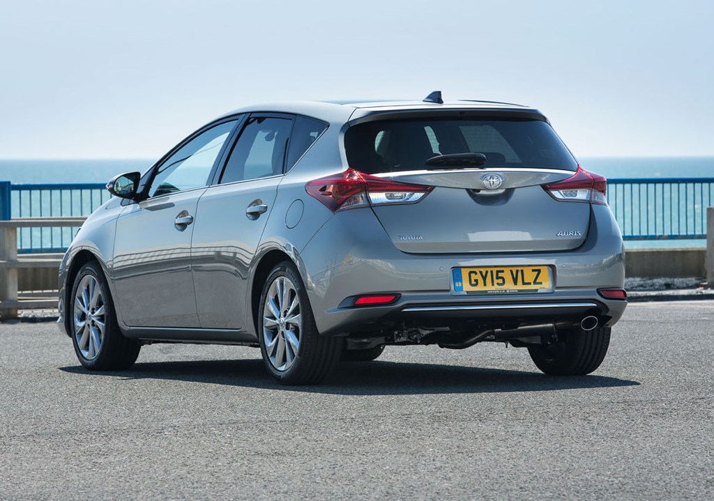 Used Toyota Auris Hatchback (2012 - 2019) Review