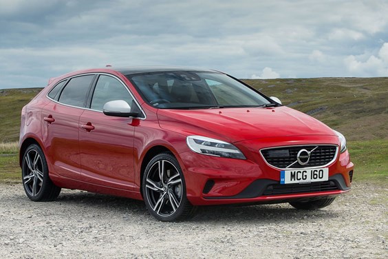 Volvo V40 specifications data