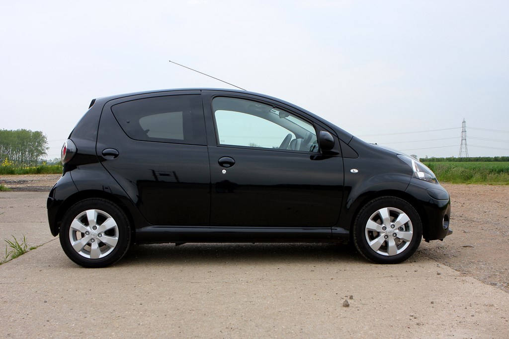 Kit Guarnizioni Per Fanali Posteriori Toyota Aygo MK1 2005-2014 – Risolve Perdite D'acqua Nel Bagagliaio