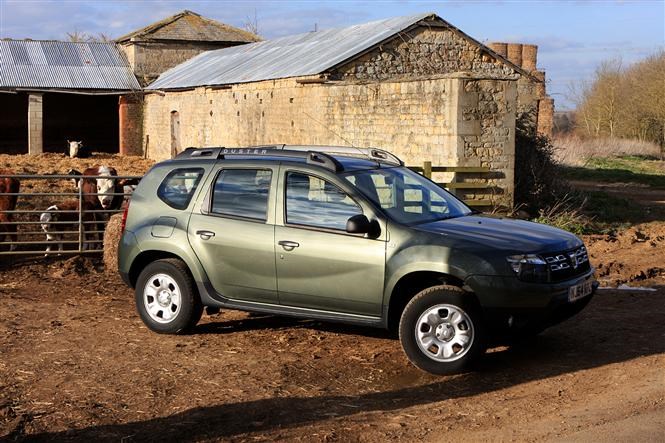 Dacia Duster - The best cars for fishermen