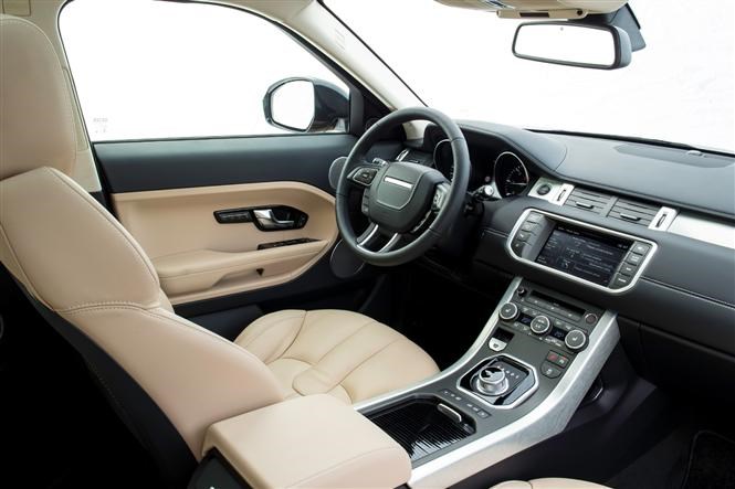 Range Rover Evoque interior