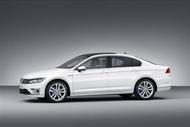 The new Volkswagen Passat GTE saloon, on sale in 2015