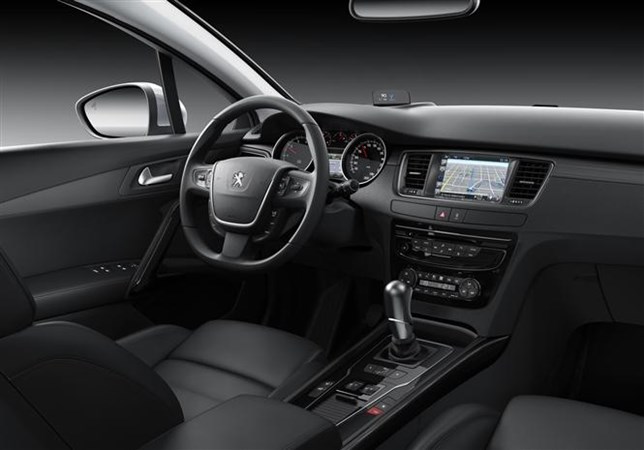 New Peugeot 508 interior 2014
