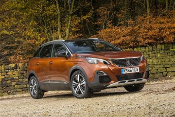 Peugeot 3008 front