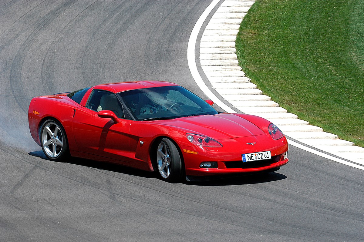 Used Corvette C6 Coupe (2005 - 2010) Review