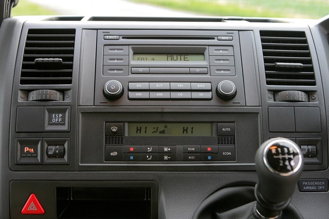 Image of Volkswagen California T5 stereo unit