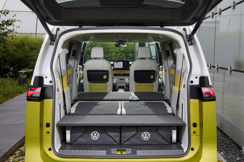 Volkswagen ID. Buzz LWB: boot space, seats down