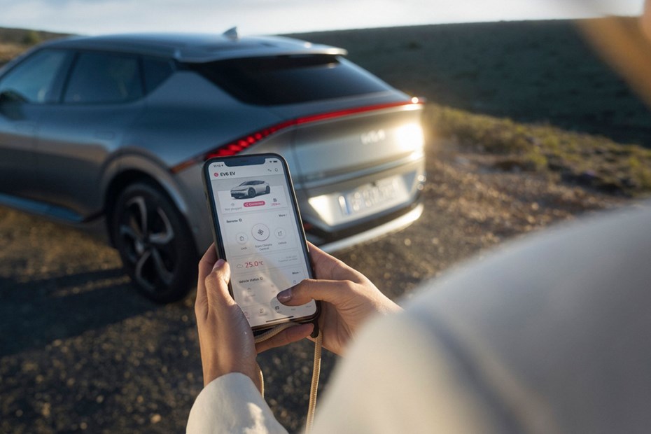 What is black box telematics? Parkers