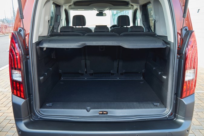 Peugeot e-Rifter (2024) boot space & practicality