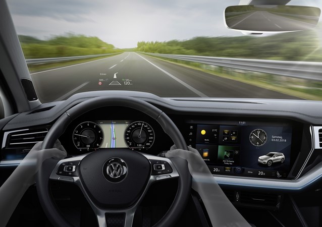 Volkswagen Touareg - What is a head-up display