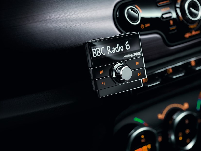 Alpine DAB radio receiver - What is DAB radio