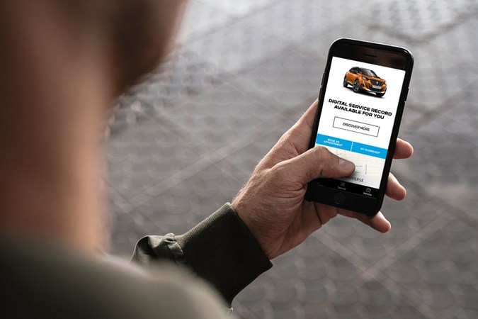 The MyPeugeot app allows owners of the brand's cars to check their DSR.