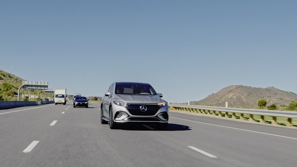 Mercedes EQE SUV - What is lane-keeping assist