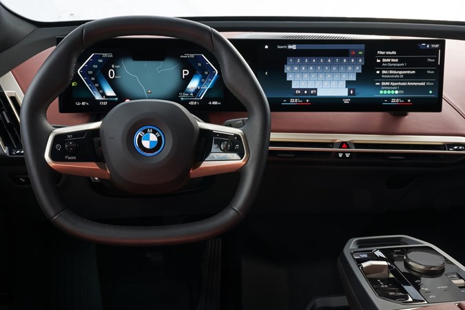 BMW iX iDrive screen