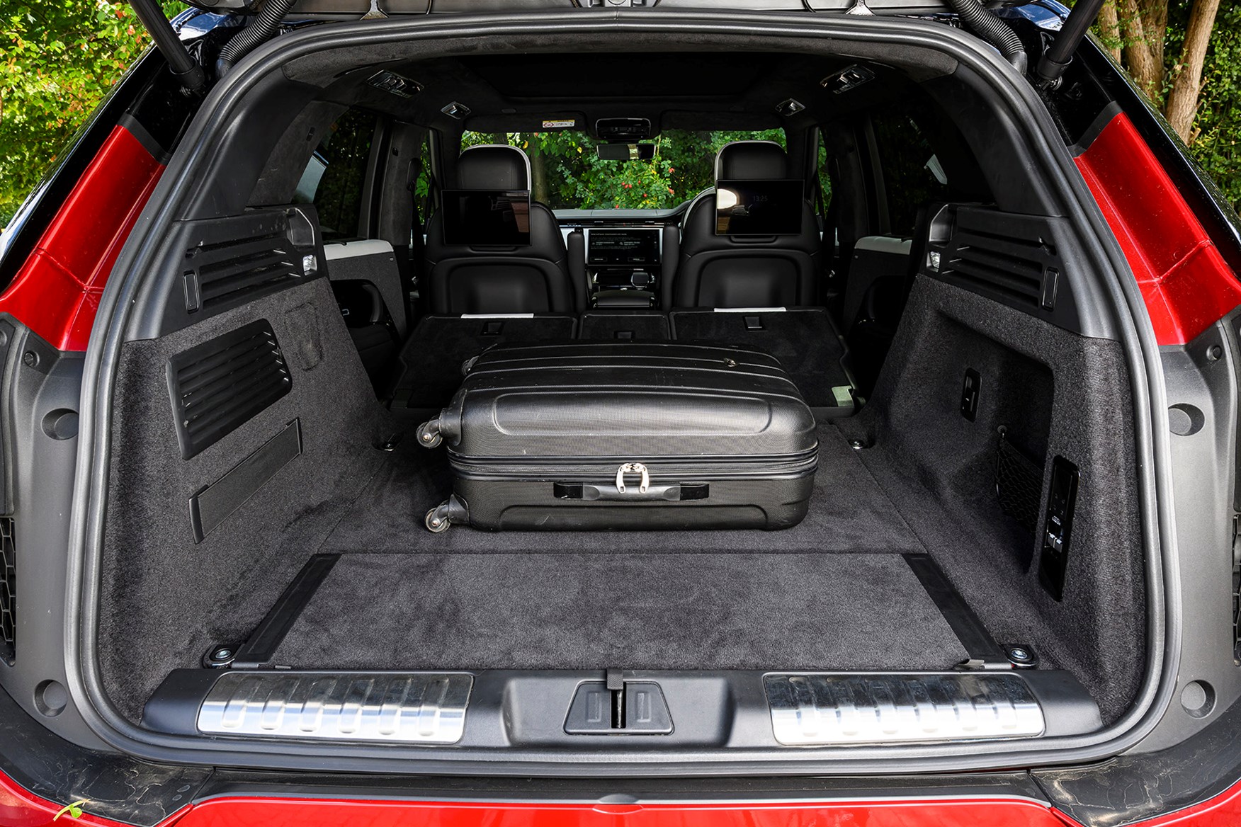 Range Rover Boot Dimensions Range Rover Sport (2025) boot space & practicality