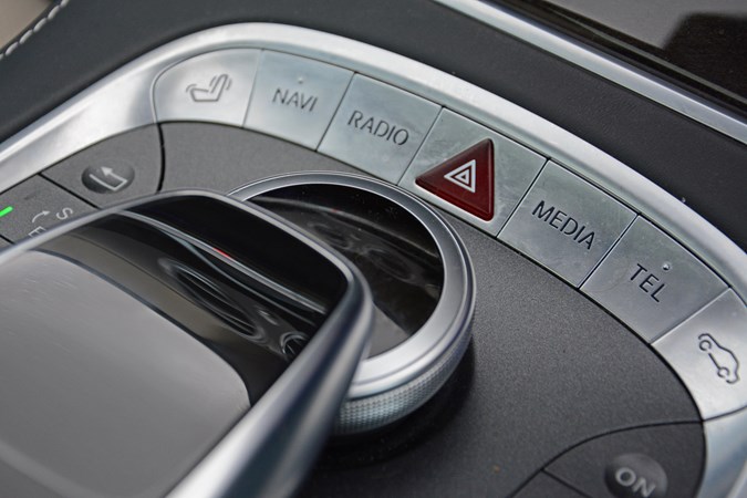 Mercedes-Benz S-Class multimedia controls