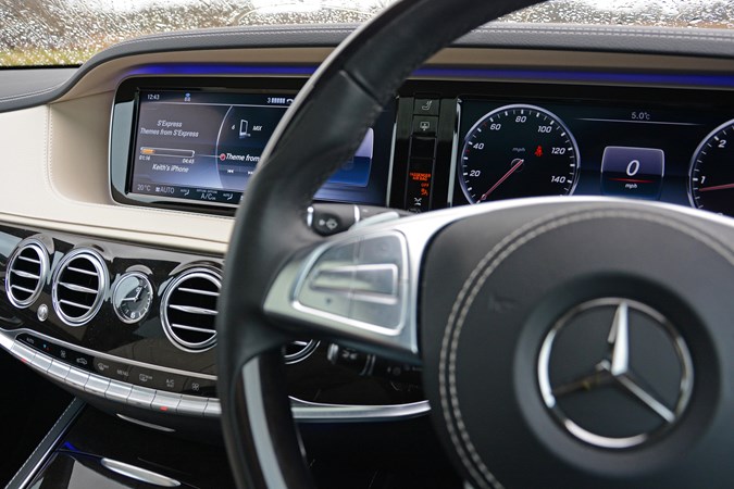 Mercedes-Benz S-Class Burmester high-end 3D