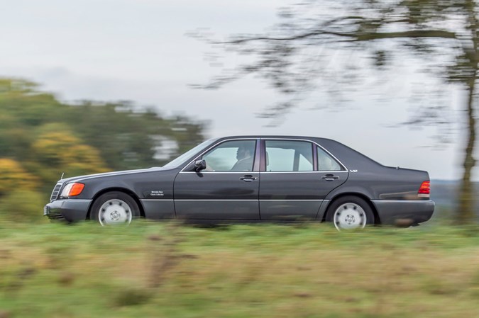 Mercedes-Benz S-Class W140 side profile