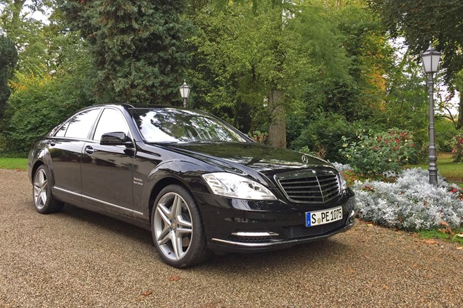 Mercedes-Benz S-Class W221 front static