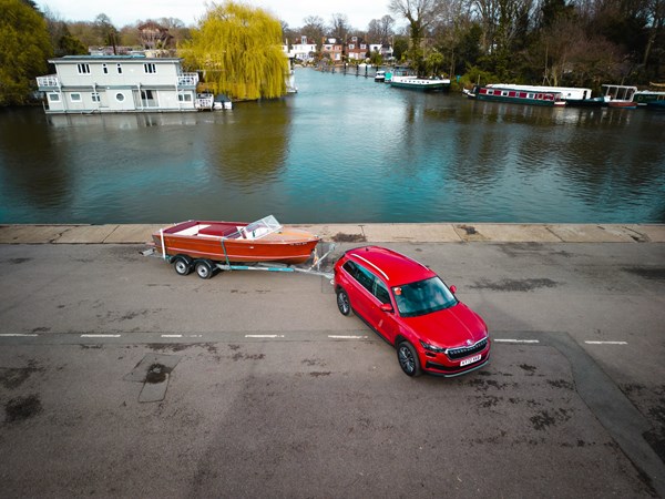 Skoda Kodiaq with boat - Guide to towing capacity