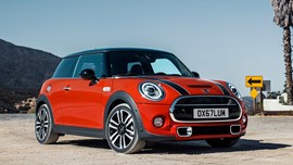 2018 MINI