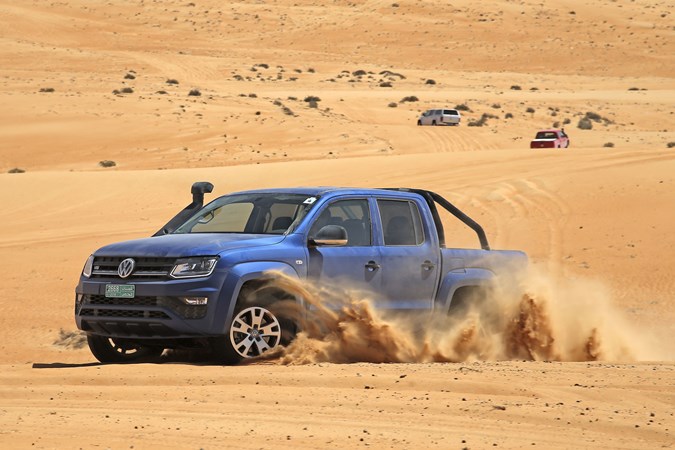 VW Amarok V6 TDI 258hp review - driving on a sand dune