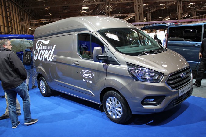 Ford Transit Custom 2018 facelift at the CV Show 2018