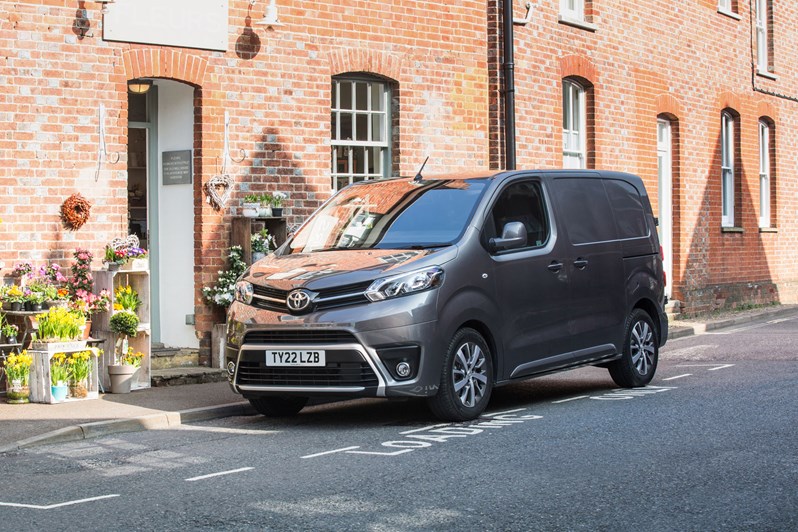 Most economical medium vans Parkers