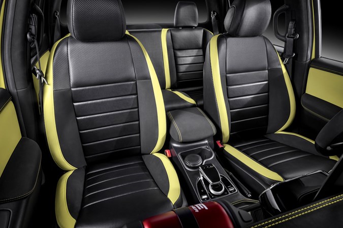 Mercedes-Benz X-Class Powerful Adventurer Concept interior