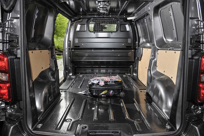 Nissan NV300 vs Toyota Proace twin-test review - Proace load area