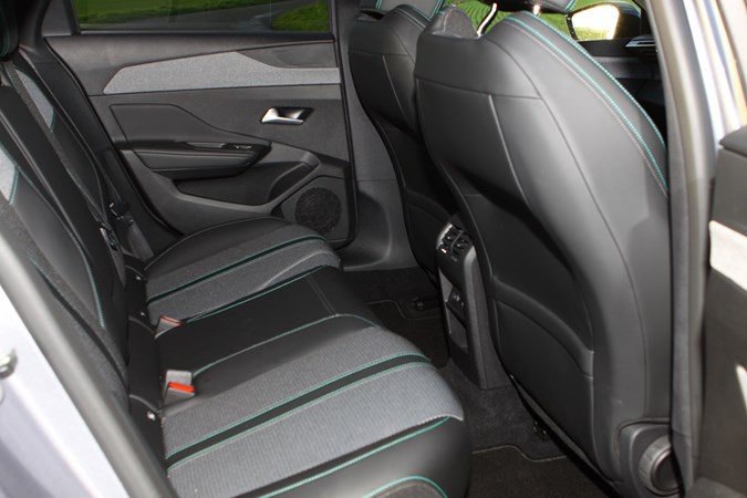 Peugeot 308SW Rear Seats