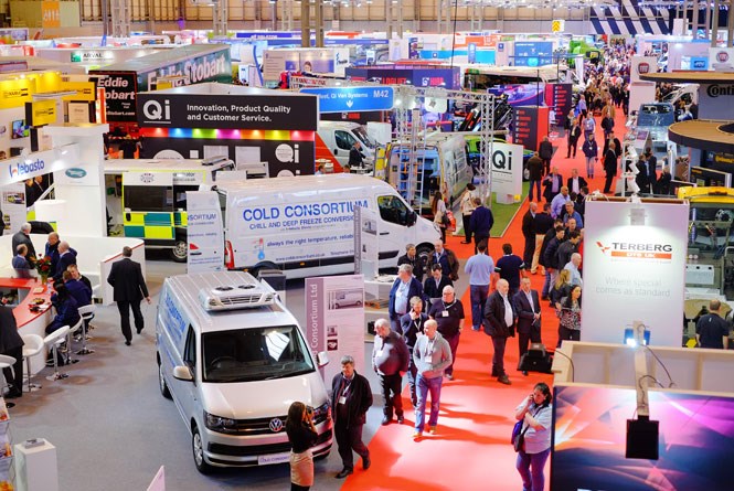 Crowds at the 2016 CV Show