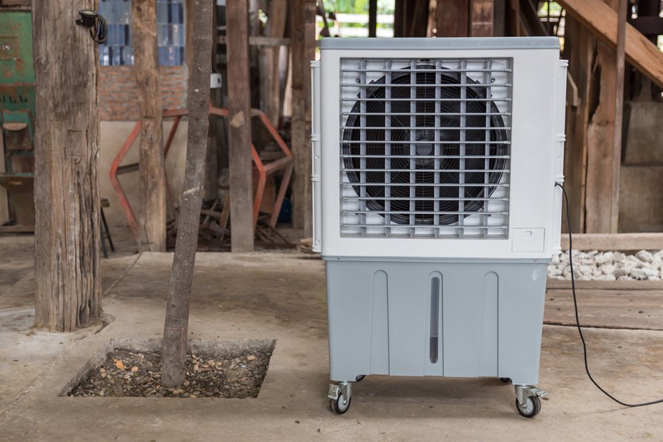 Evaporative Air Cooling Fan. Air conditioning. portable air conditioner and humidifier on casters. Mobile air purifier.