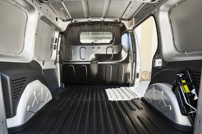 2017 Renault Kangoo ZE 33 - load area