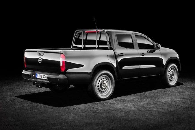 Mercedes-Benz X-Class Pure - rear