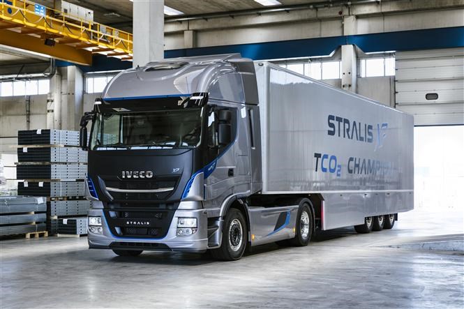 New Stralis truck debuts for Iveco at the 2016 IAA 