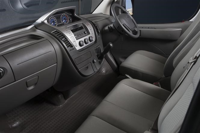 LDV V80 interior
