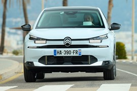 Citroen C4 X (2025) front driving