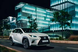 Lexus NX300h Sport