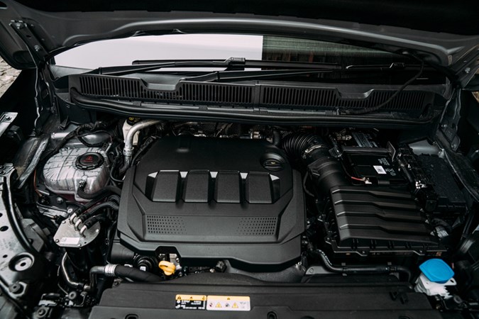 VW Caddy engine bay